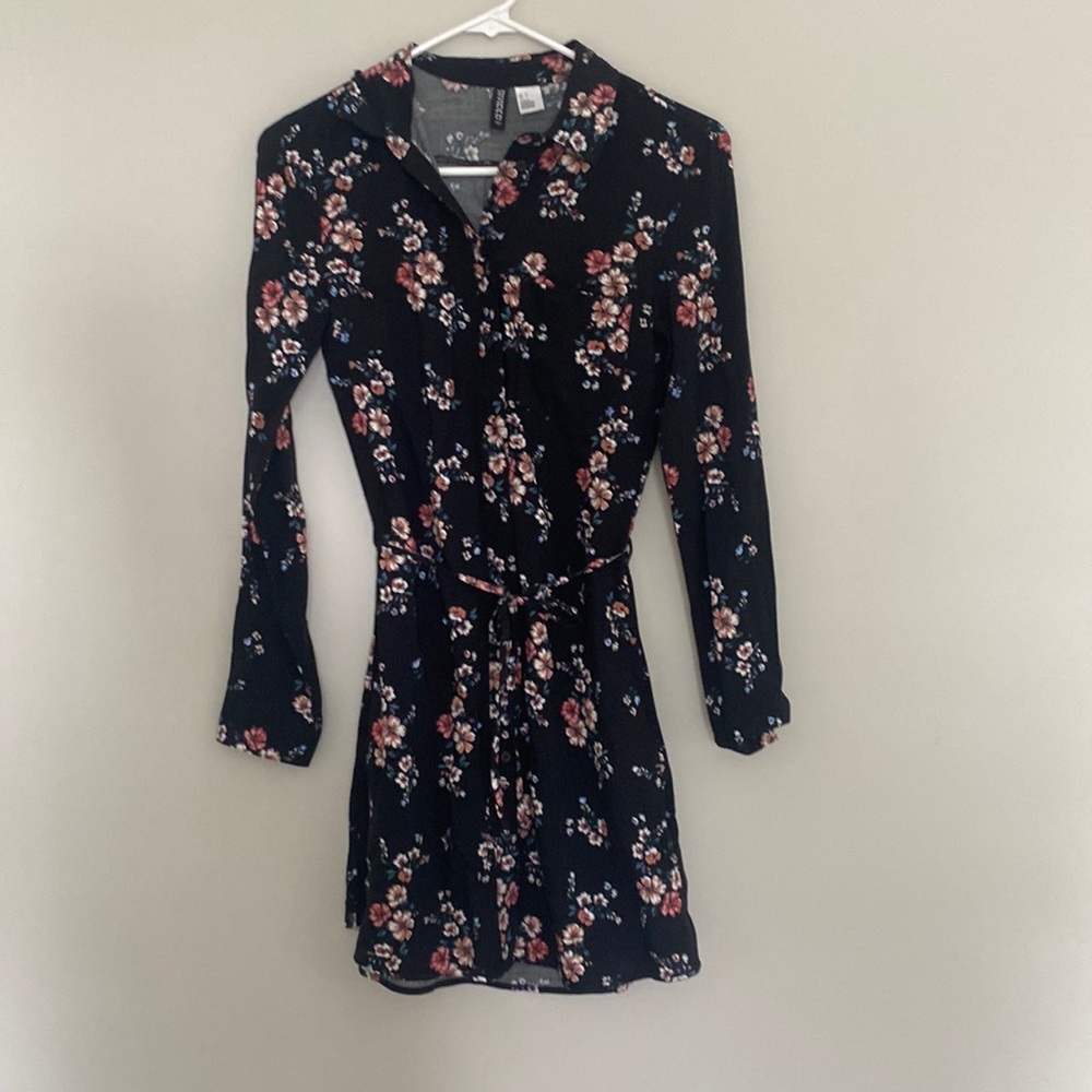 Black floral dress. Size 0